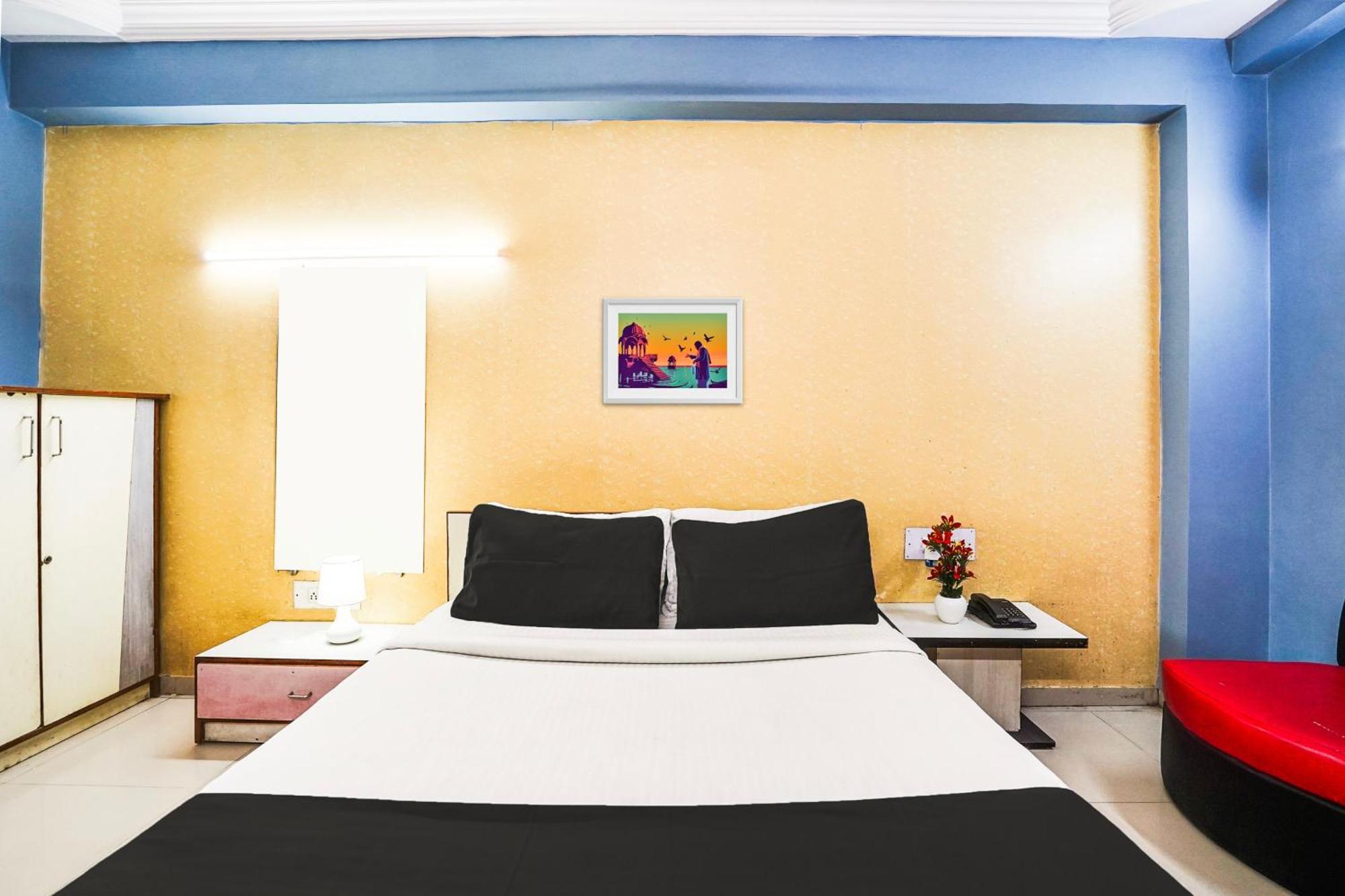 Hotel O Vibrant Residency Ахмедабад Экстерьер фото